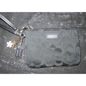 Coach Black Signature C Logo Canvas & Patent Leather Trim Zip Wristlet